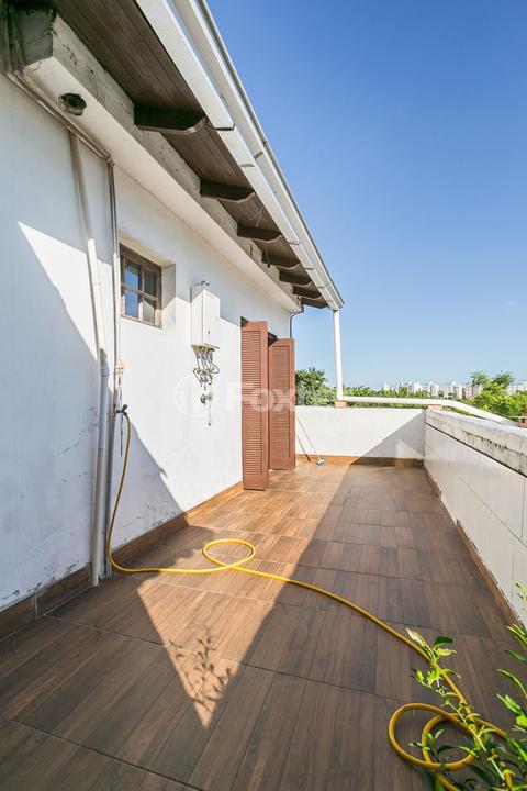 Casa à venda com 3 quartos, 300m² - Foto 6