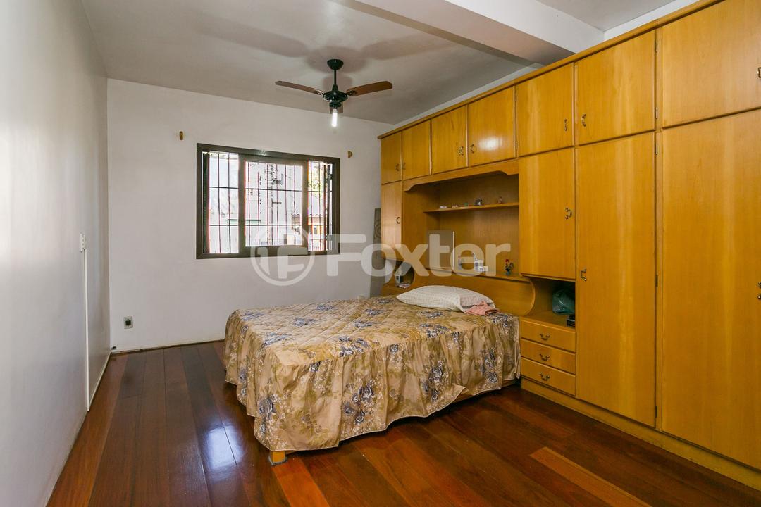 Casa à venda com 3 quartos, 300m² - Foto 7