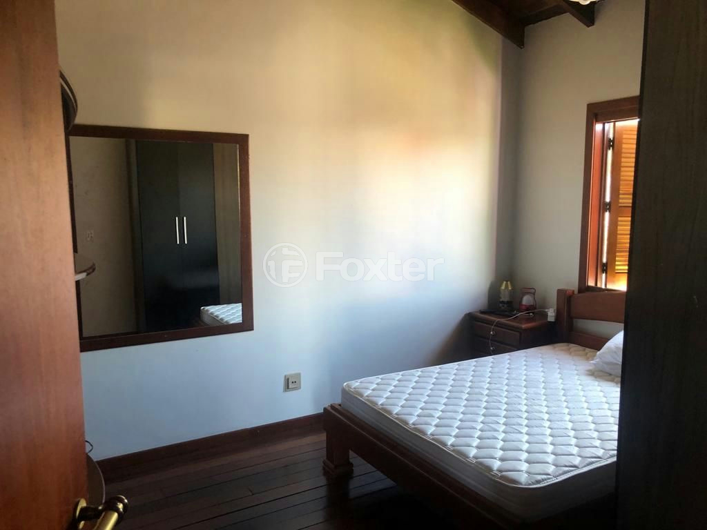 Casa à venda com 5 quartos, 203m² - Foto 11