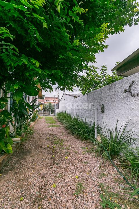 Casa à venda com 3 quartos, 220m² - Foto 16