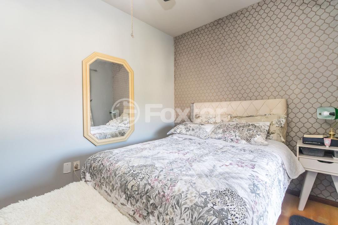 Casa de Condomínio à venda com 3 quartos, 233m² - Foto 18