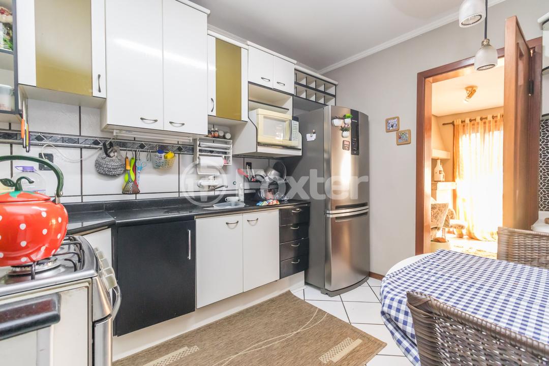 Casa de Condomínio à venda com 3 quartos, 233m² - Foto 31