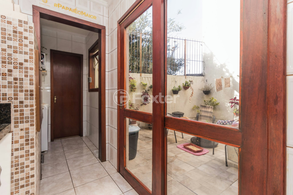 Casa de Condomínio à venda com 3 quartos, 229m² - Foto 32
