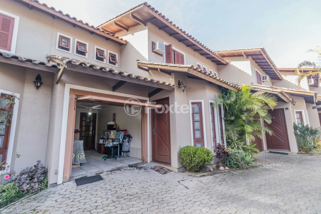Casa de Condomínio à venda com 3 quartos, 229m² - Foto 36