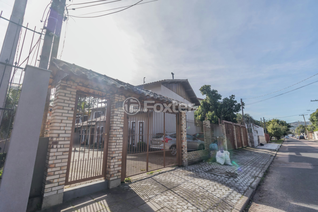 Casa de Condomínio à venda com 3 quartos, 229m² - Foto 39