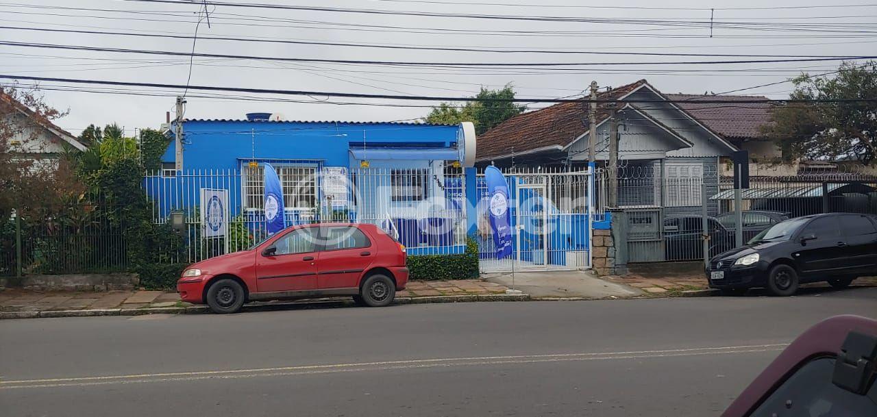 Casa à venda com 4 quartos, 220m² - Foto 3
