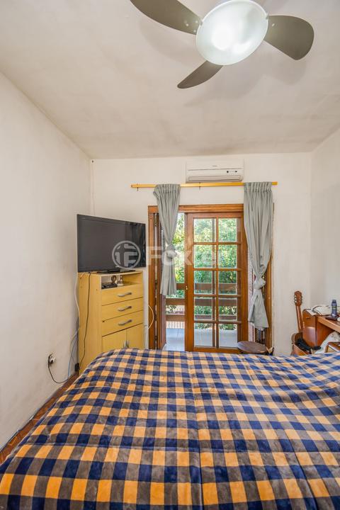 Casa à venda com 4 quartos, 300m² - Foto 24