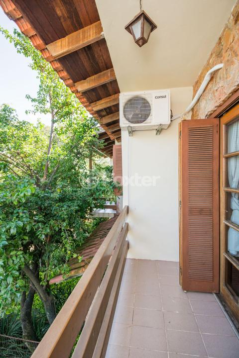 Casa à venda com 4 quartos, 300m² - Foto 26