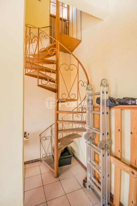 Casa à venda com 4 quartos, 300m² - Foto 29