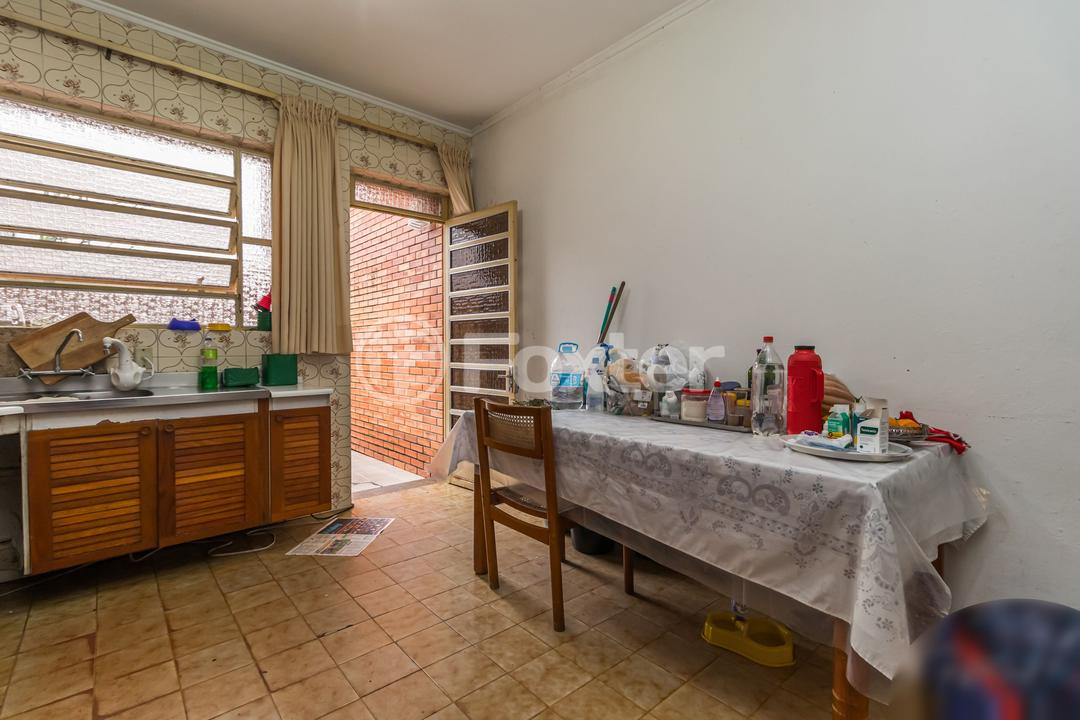 Casa à venda com 1 quarto, 100m² - Foto 17