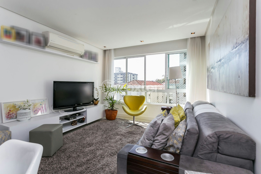 Apartamento à venda com 3 quartos, 94m² - Foto 3