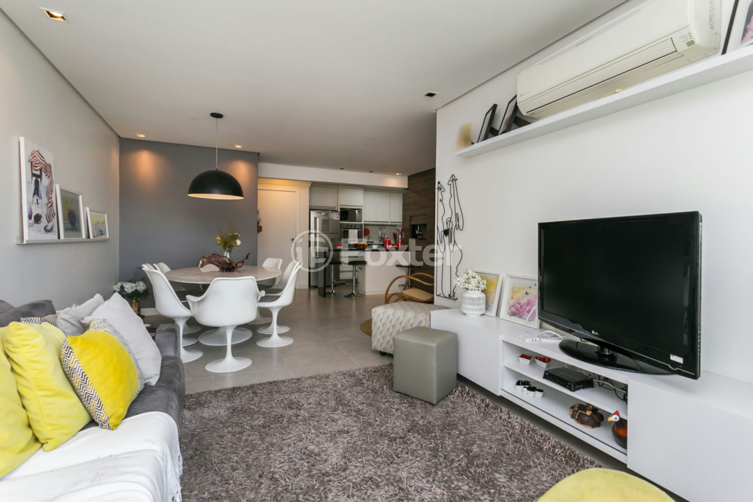 Apartamento à venda com 3 quartos, 94m² - Foto 4