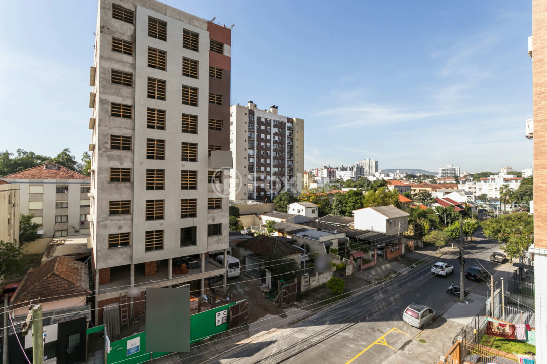 Apartamento à venda com 3 quartos, 94m² - Foto 20