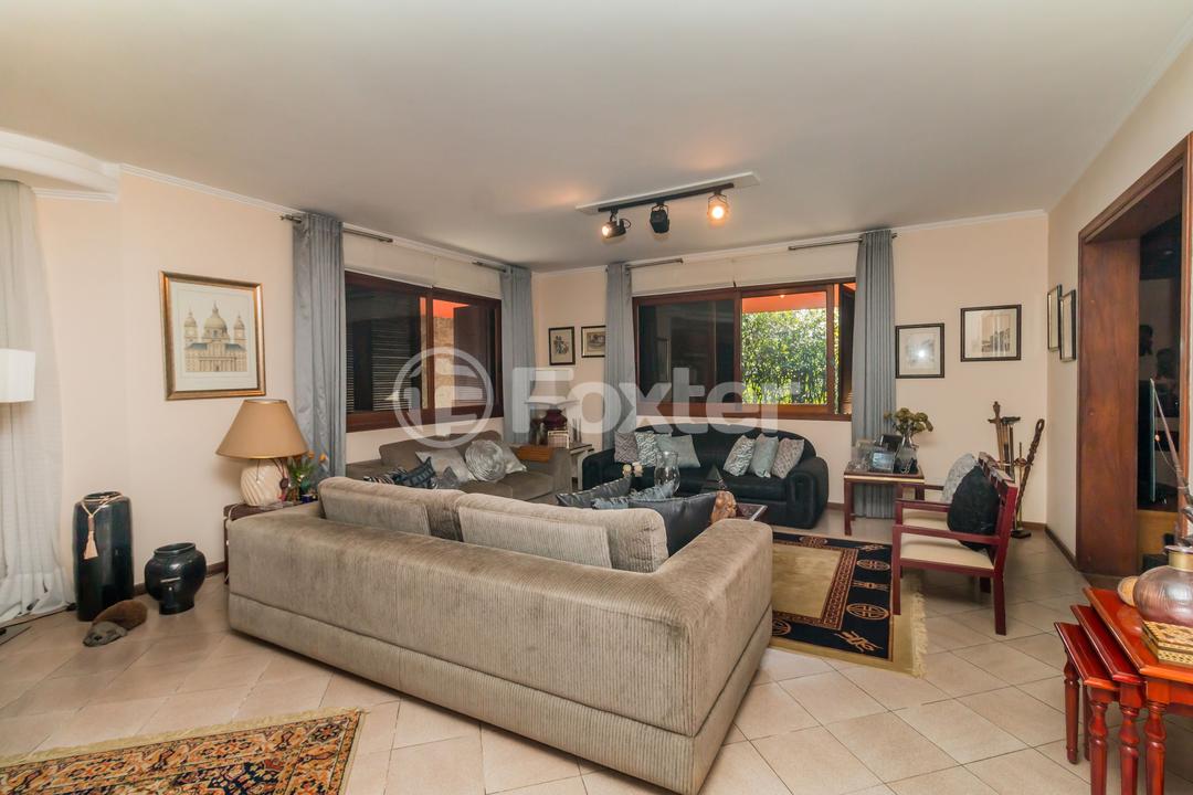 Casa de Condomínio à venda com 4 quartos, 486m² - Foto 3
