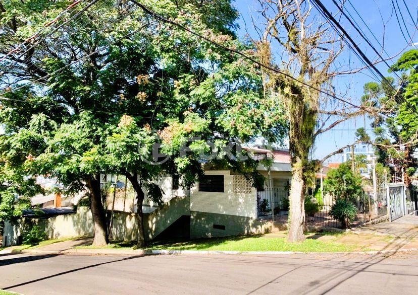 Casa à venda com 3 quartos, 200m² - Foto 4