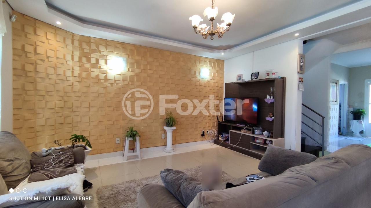 Casa à venda com 3 quartos, 200m² - Foto 1