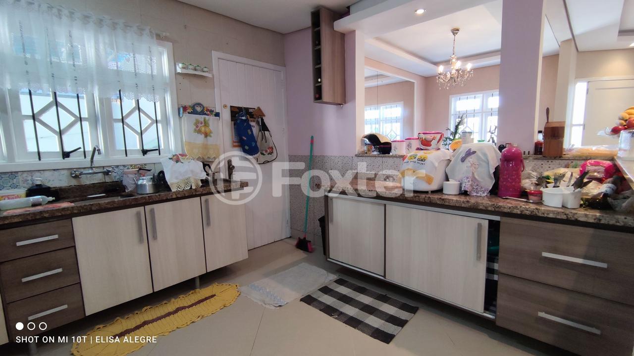 Casa à venda com 3 quartos, 200m² - Foto 33