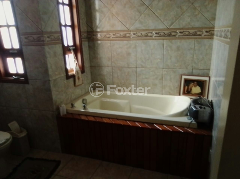 Casa à venda com 3 quartos, 210m² - Foto 26