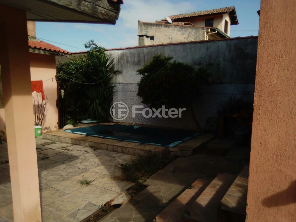 Casa à venda com 3 quartos, 210m² - Foto 9