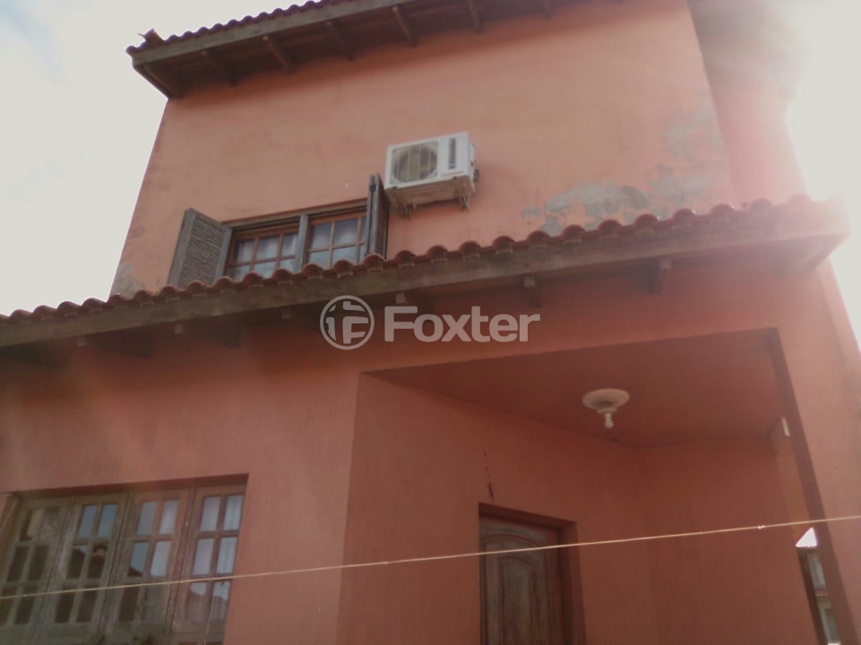 Casa à venda com 3 quartos, 210m² - Foto 4