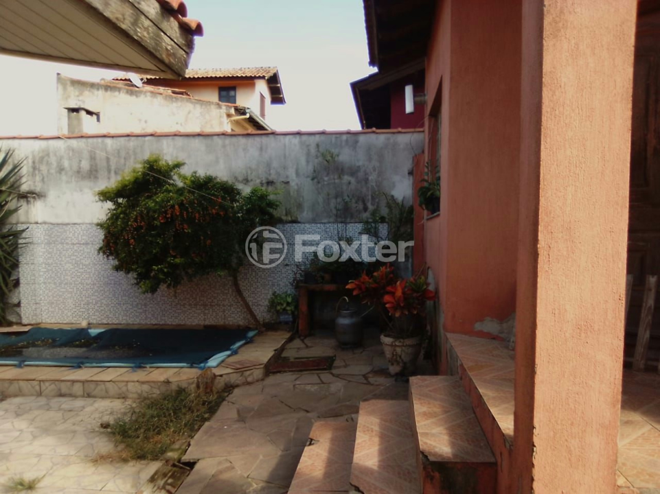 Casa à venda com 3 quartos, 210m² - Foto 8