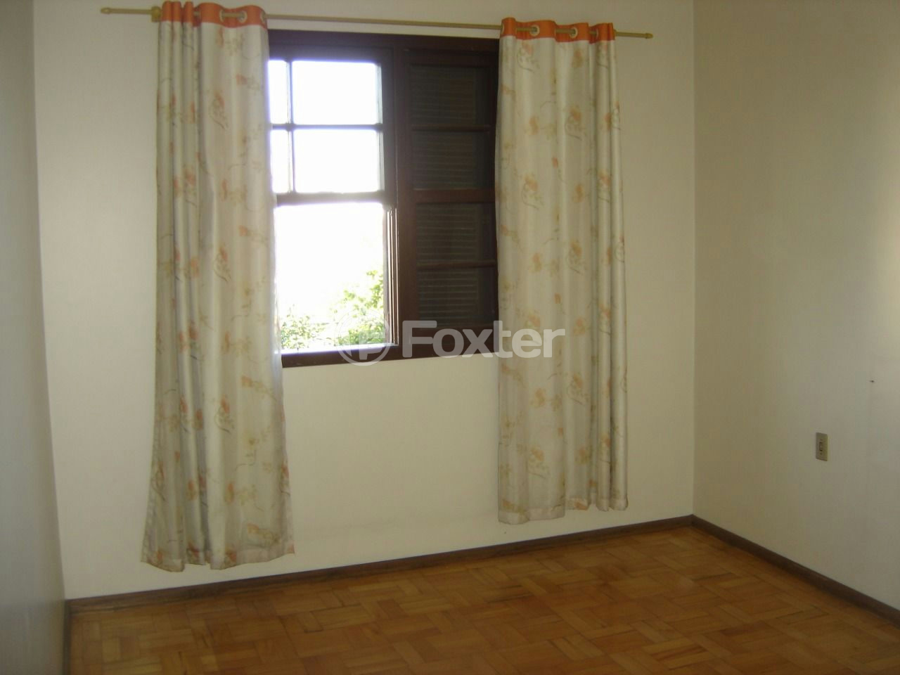 Casa à venda com 5 quartos, 271m² - Foto 4