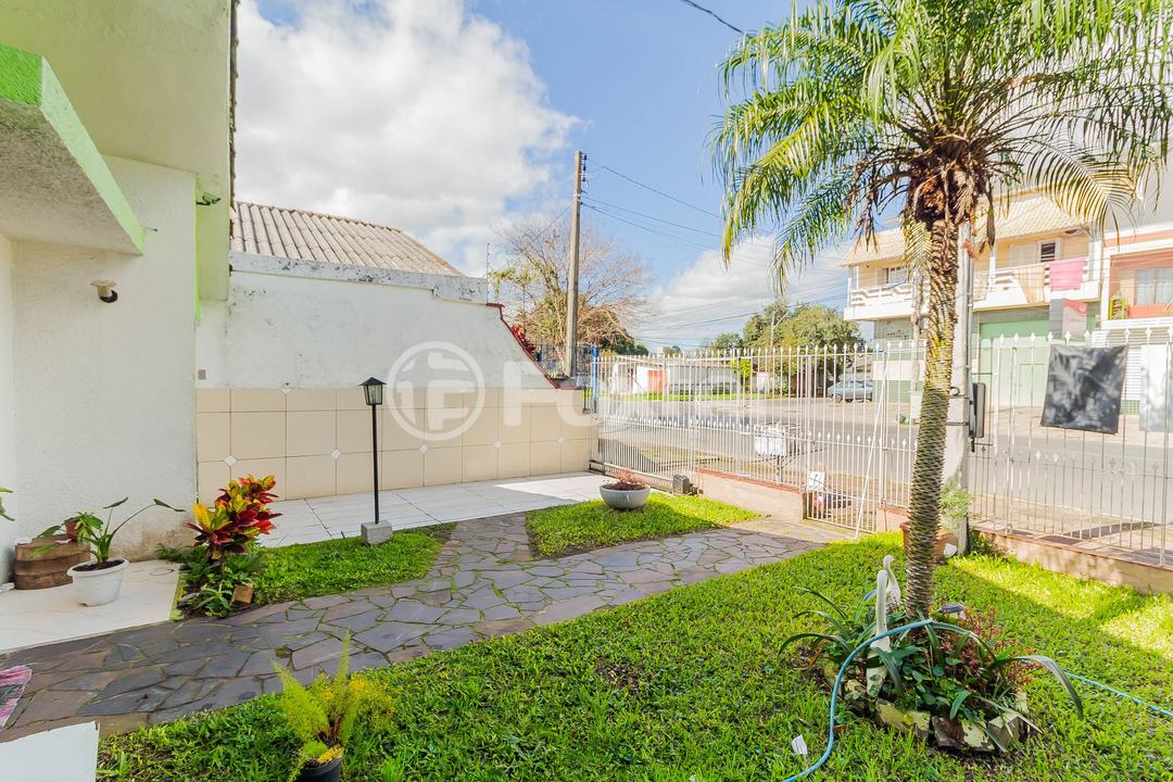 Casa à venda com 3 quartos, 70m² - Foto 3