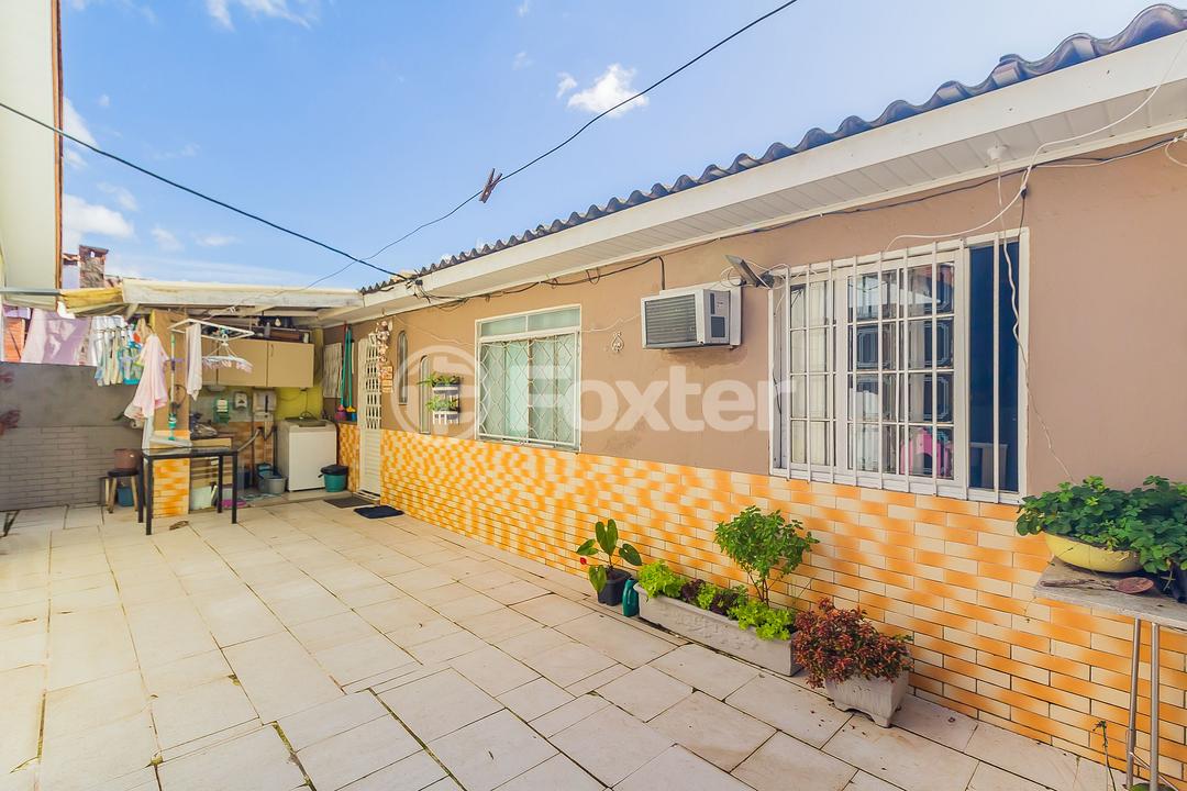 Casa à venda com 3 quartos, 70m² - Foto 26