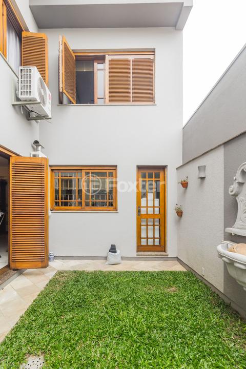 Casa à venda com 3 quartos, 279m² - Foto 4