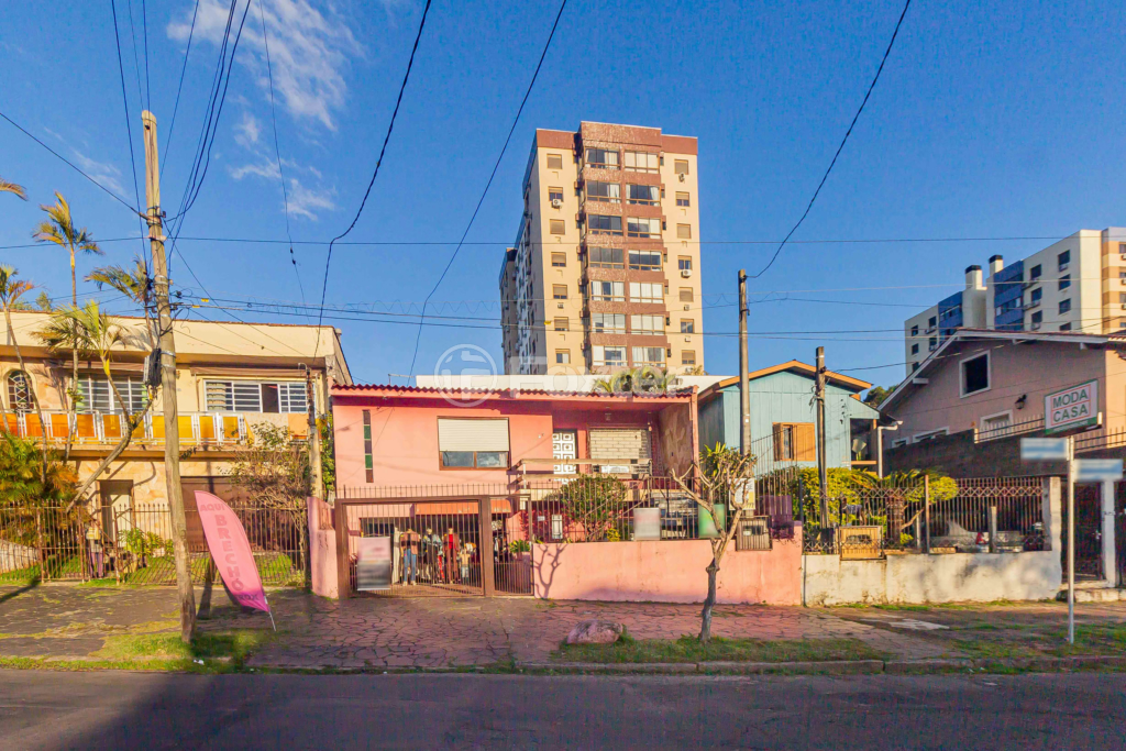 Casa à venda com 3 quartos, 233m² - Foto 37