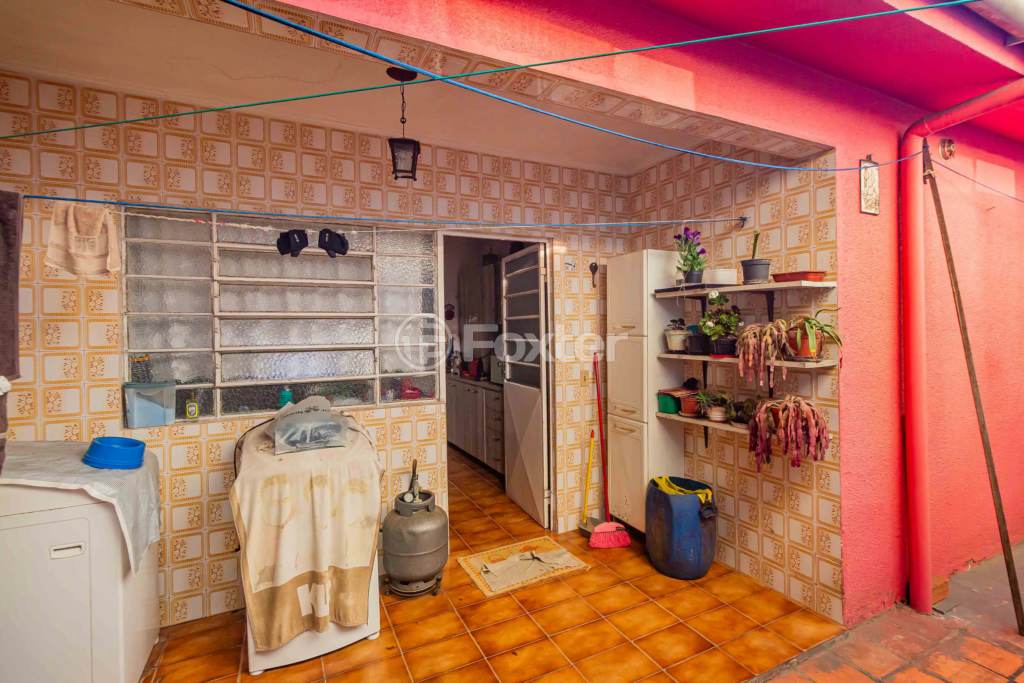 Casa à venda com 3 quartos, 233m² - Foto 28