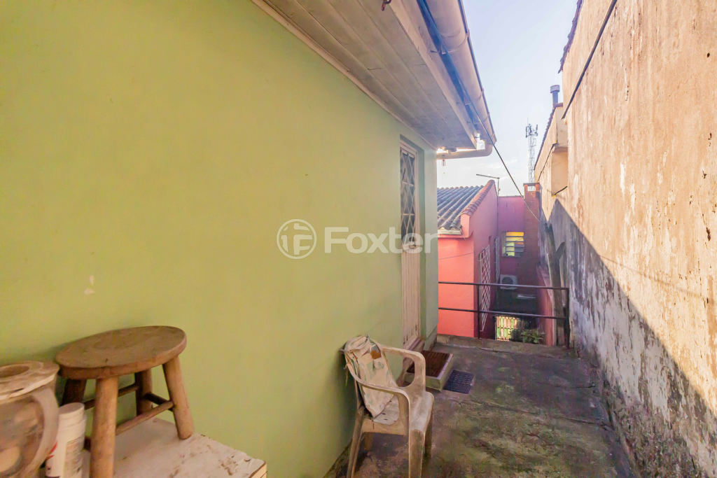 Casa à venda com 3 quartos, 233m² - Foto 32