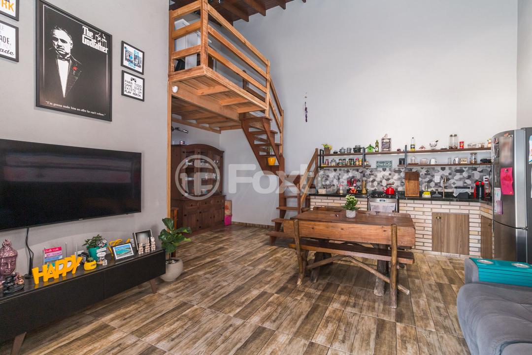 Casa à venda com 2 quartos, 90m² - Foto 1