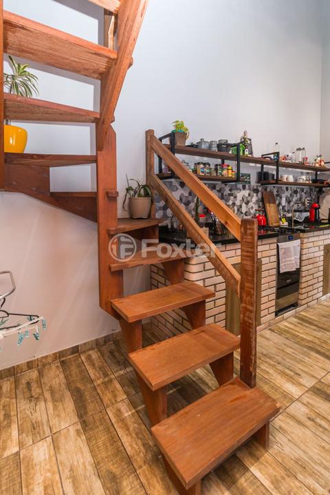 Casa à venda com 2 quartos, 90m² - Foto 7