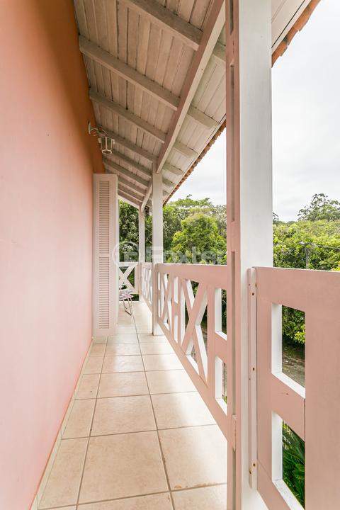 Casa à venda com 5 quartos, 310m² - Foto 14