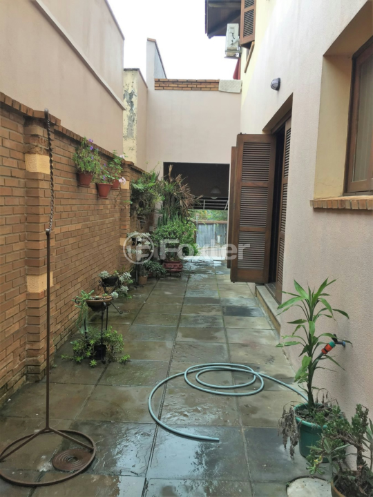 Casa à venda com 3 quartos, 270m² - Foto 5
