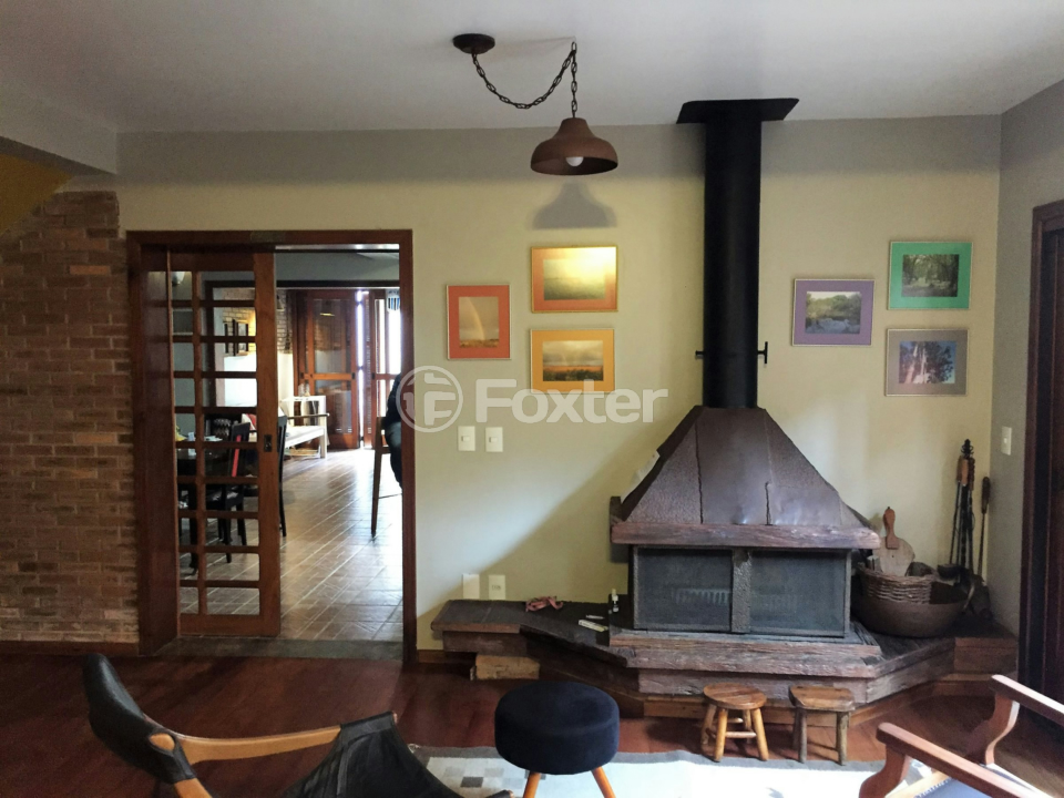 Casa à venda com 3 quartos, 270m² - Foto 3