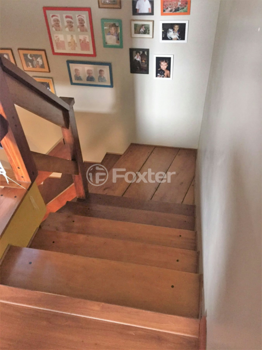 Casa à venda com 3 quartos, 270m² - Foto 8