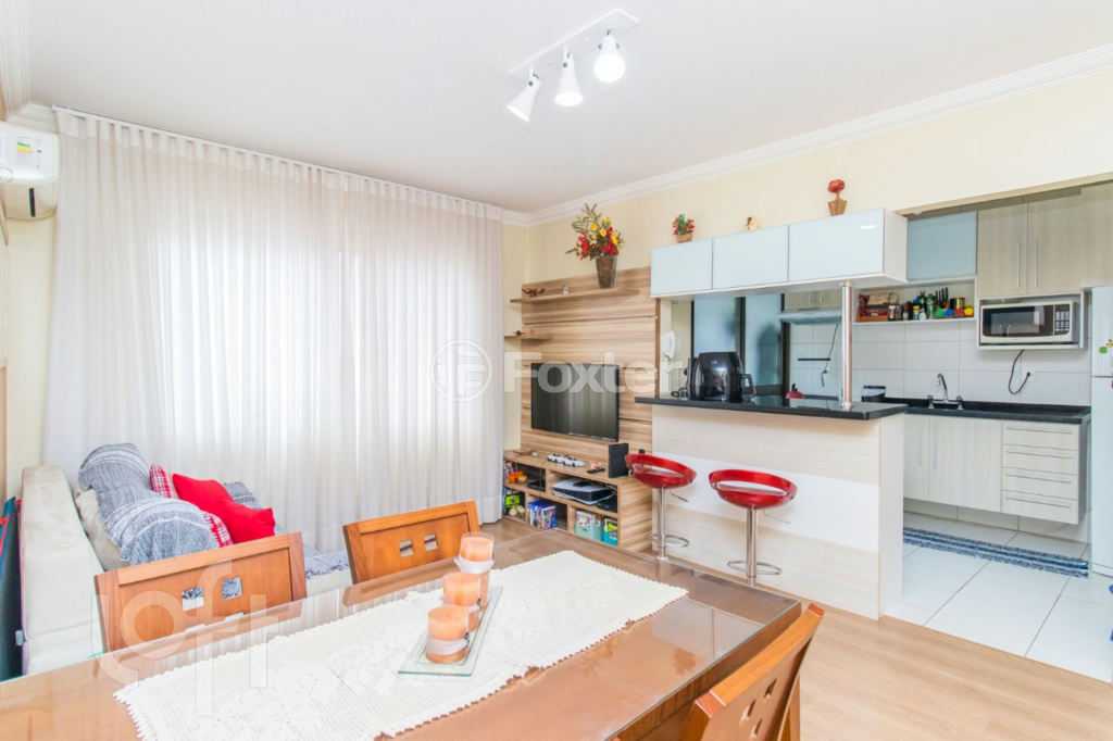 Apartamento à venda com 2 quartos, 72m² - Foto 1