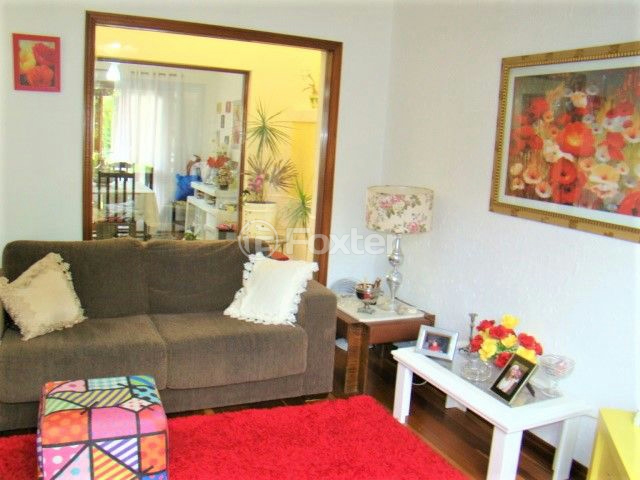 Casa à venda com 3 quartos, 180m² - Foto 3