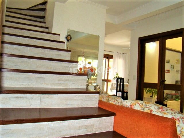 Casa à venda com 3 quartos, 180m² - Foto 5