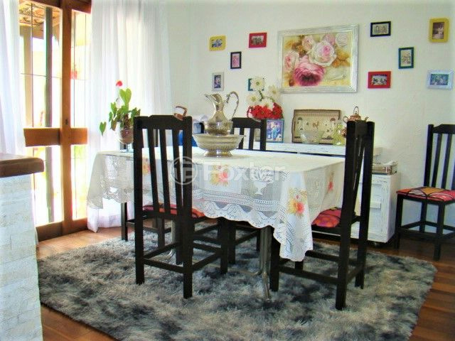 Casa à venda com 3 quartos, 180m² - Foto 8