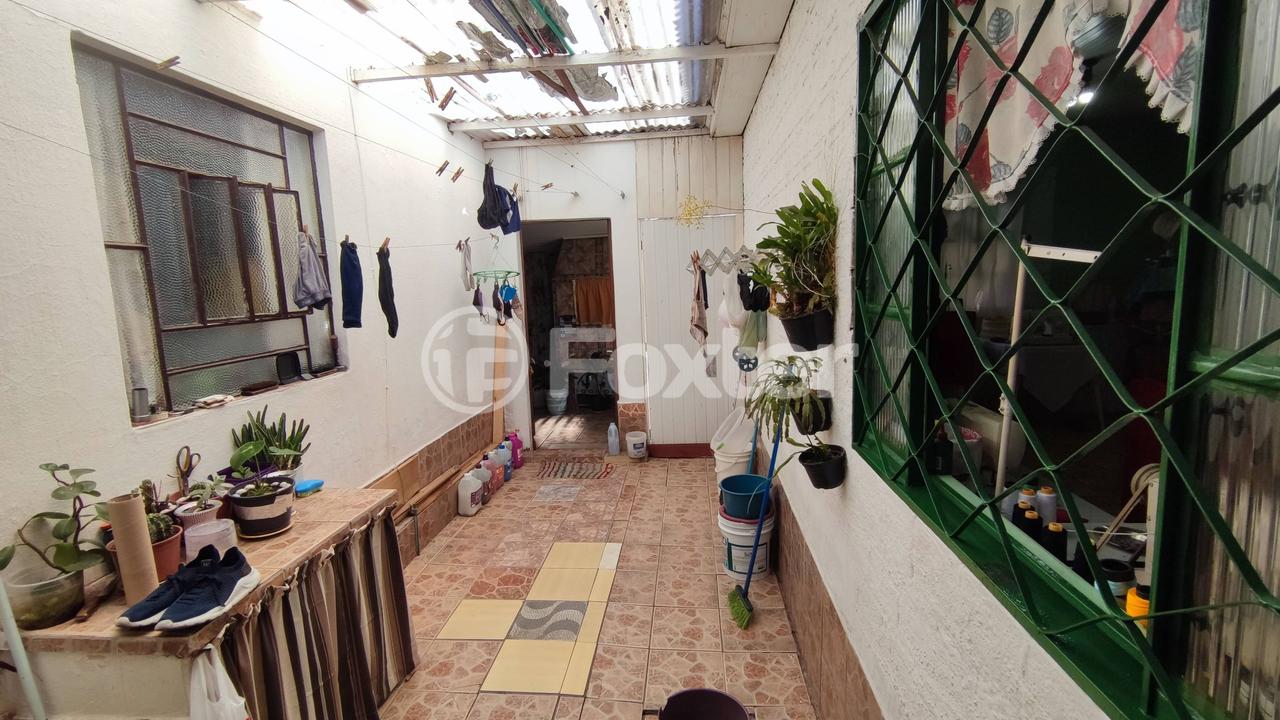 Casa à venda com 2 quartos, 120m² - Foto 25