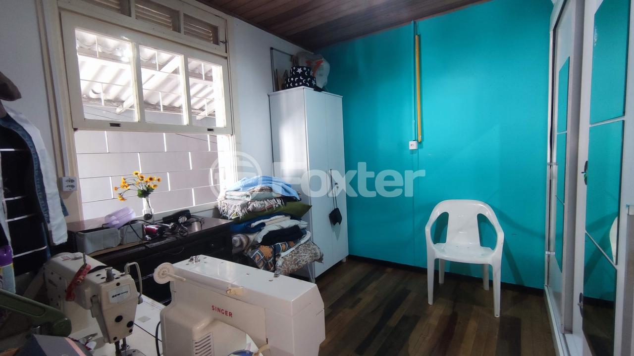 Casa à venda com 3 quartos, 80m² - Foto 13