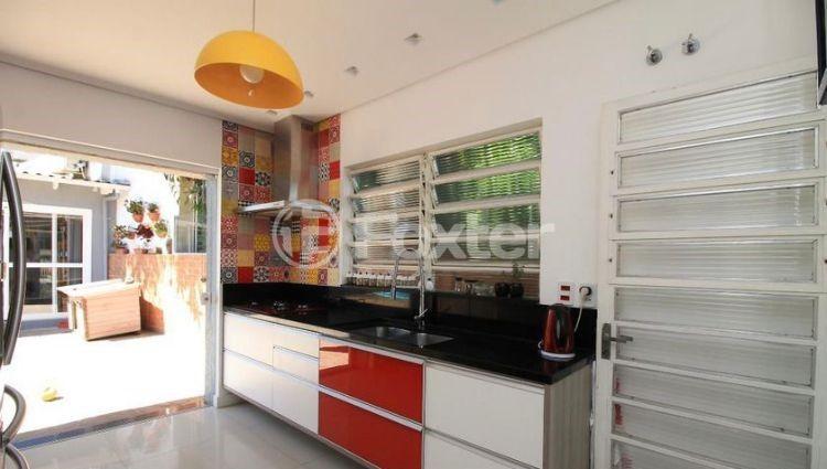 Casa à venda com 3 quartos, 169m² - Foto 7