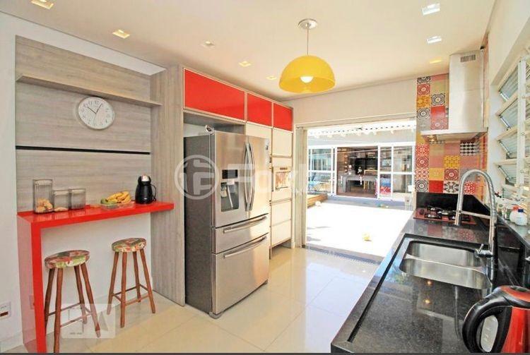 Casa à venda com 3 quartos, 169m² - Foto 5