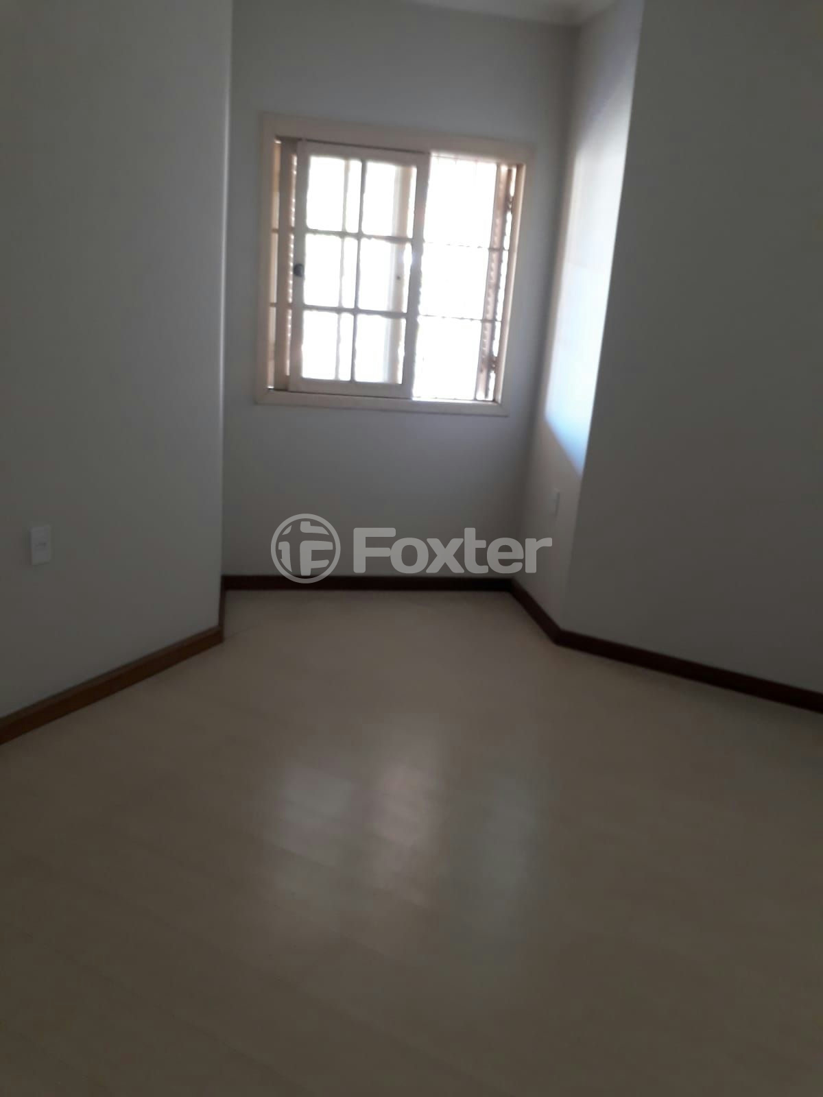 Casa à venda com 3 quartos, 217m² - Foto 3
