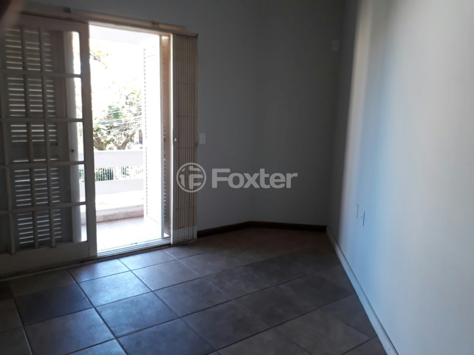 Casa à venda com 3 quartos, 217m² - Foto 8