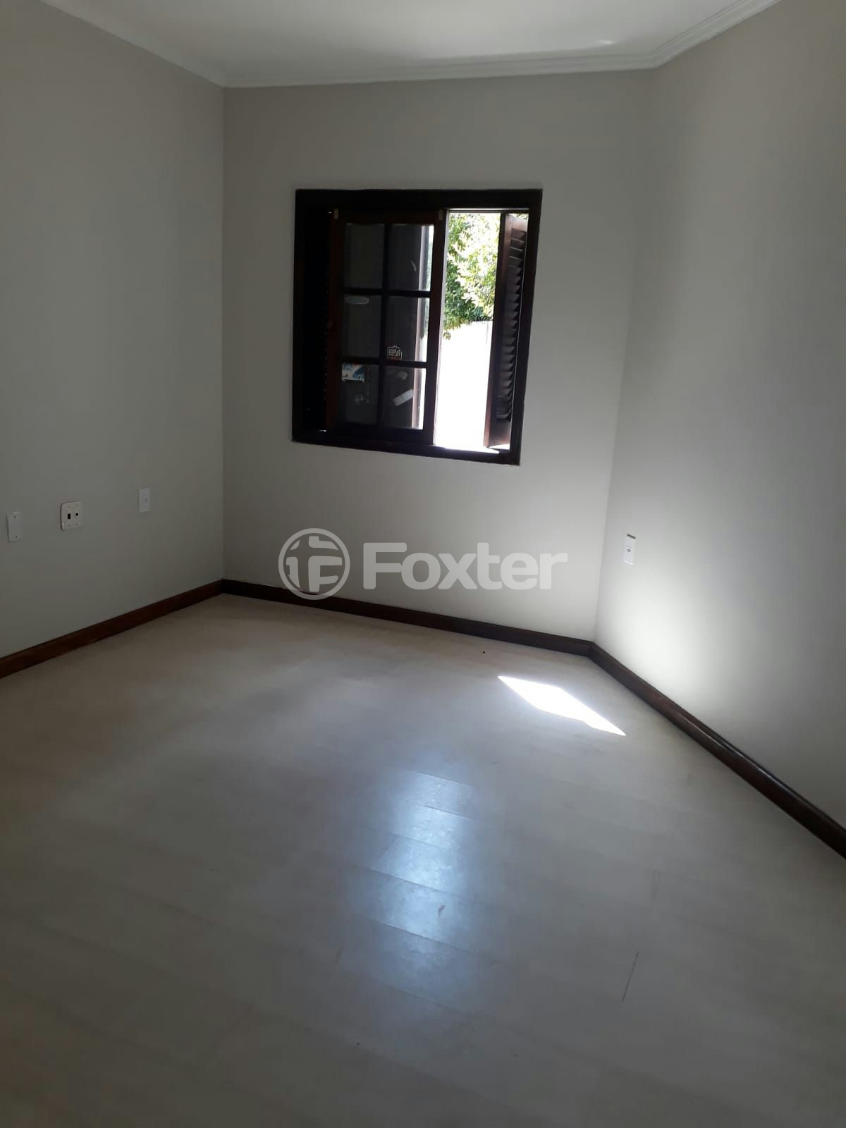 Casa à venda com 3 quartos, 217m² - Foto 7