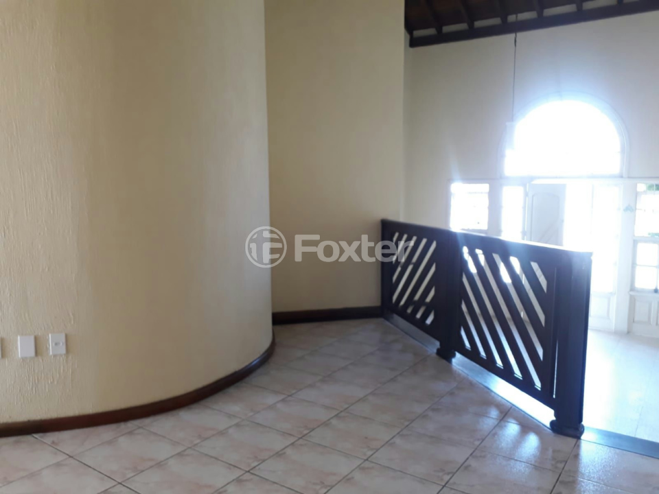 Casa à venda com 3 quartos, 217m² - Foto 14